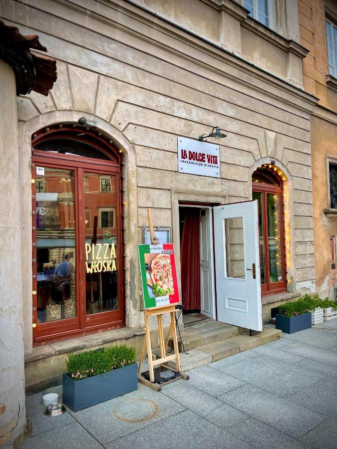Old Town Best View Wifi 300 Mb/S Huge Screen Netflix Appletv Amazontv Βαρσοβία Εξωτερικό φωτογραφία
