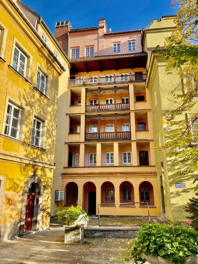 Old Town Best View Wifi 300 Mb/S Huge Screen Netflix Appletv Amazontv Βαρσοβία Εξωτερικό φωτογραφία