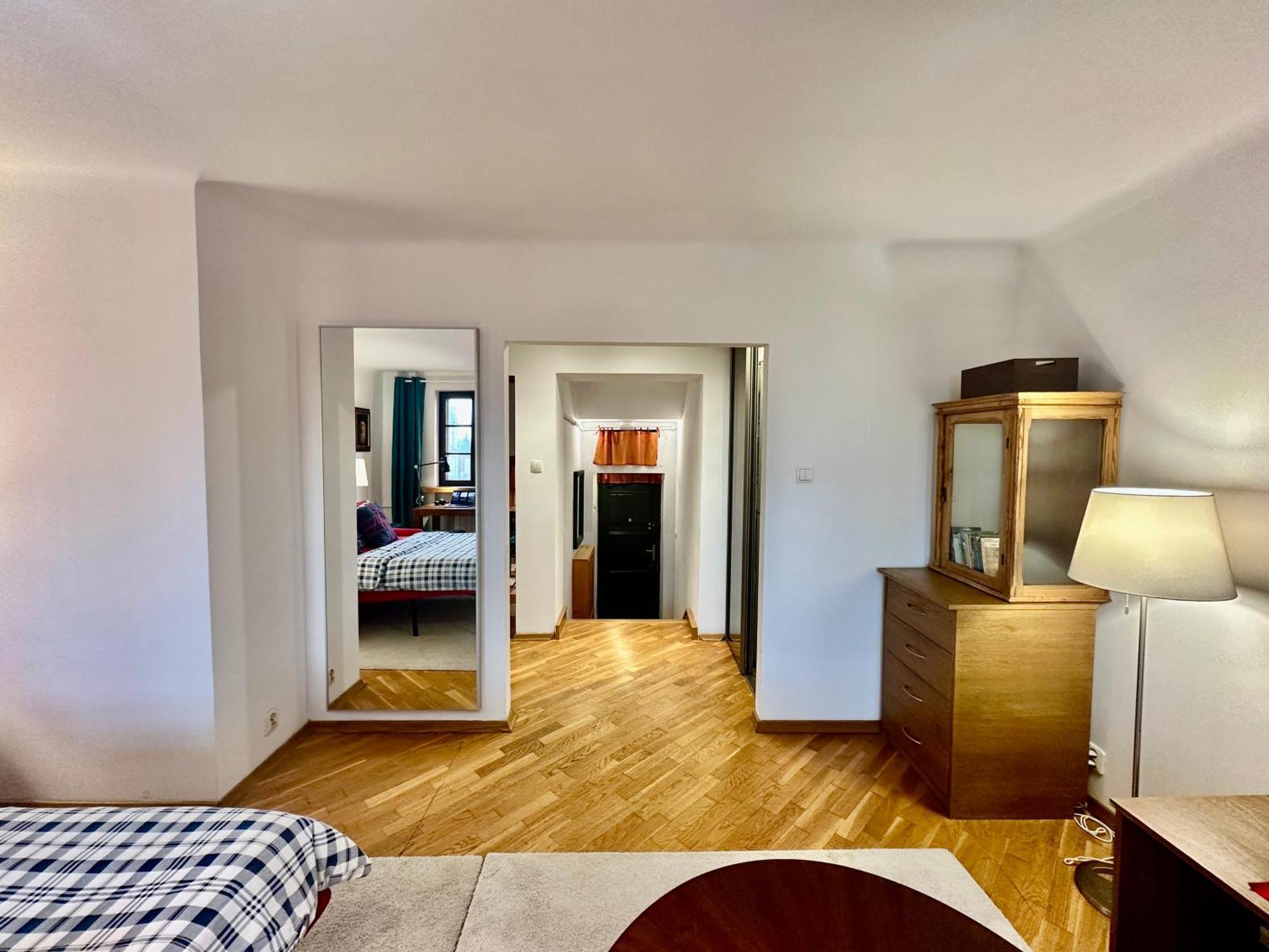 Old Town Best View Wifi 300 Mb/S Huge Screen Netflix Appletv Amazontv Βαρσοβία Εξωτερικό φωτογραφία